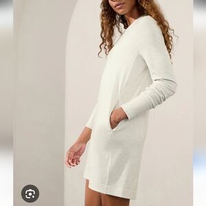 Athleta Cream Long Sleeve Dress